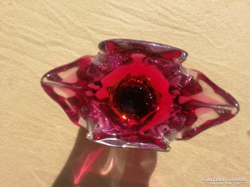 Váza cseh  rózsaszín üveg tulipán forma Borocrystal