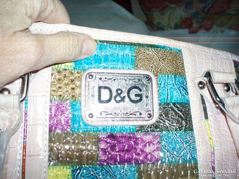 Vintage dg lacquer handbag