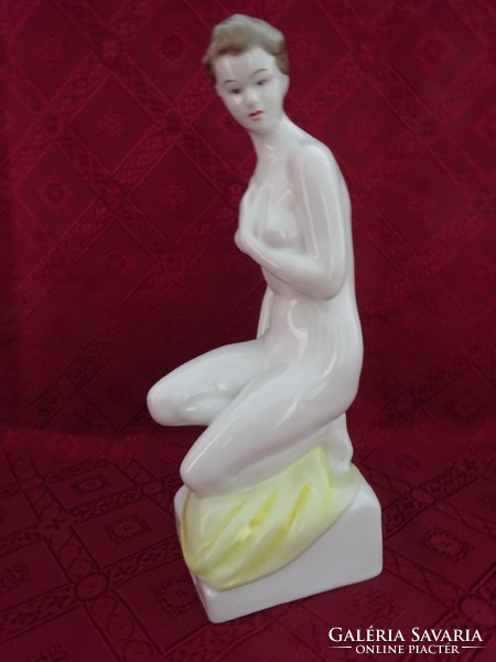 Hollóház porcelain female nude sculpture, height 30 cm. Numbered. He has!