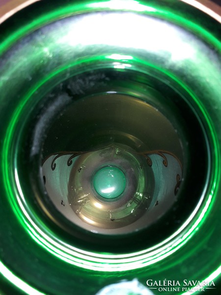 Dúsan aranyozott plasztikus virágos zöld üveg BOHEMIA váza