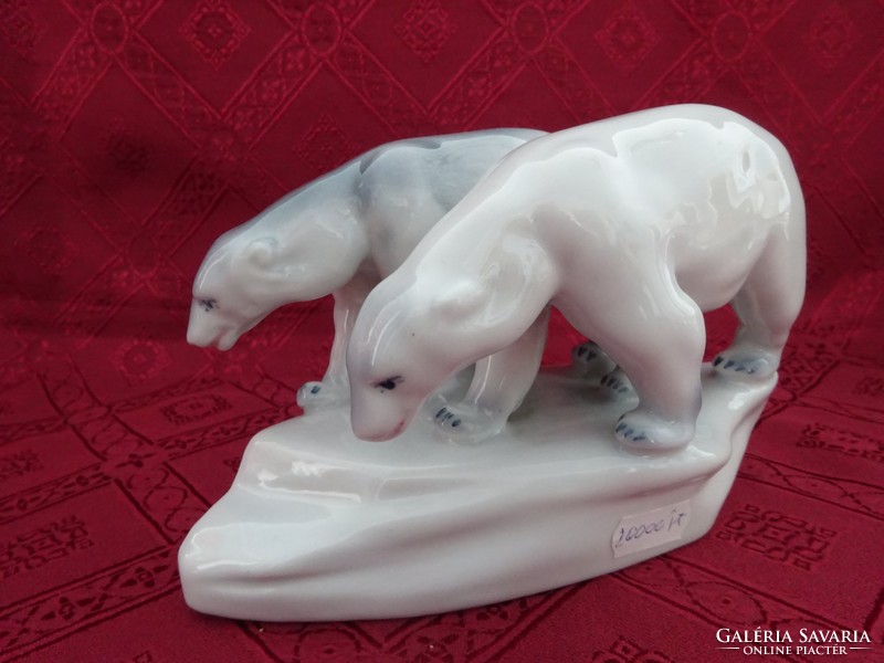 Zsolnay porcelain, polar bear pair, length 18 cm, height 11.5 cm. He has!