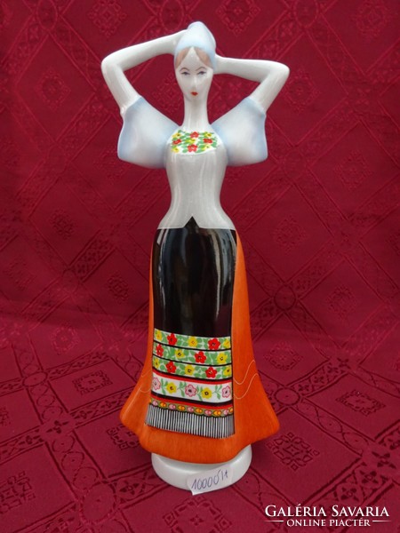 Porcelain figurine of Aquincum, girl in folk costume. He has!