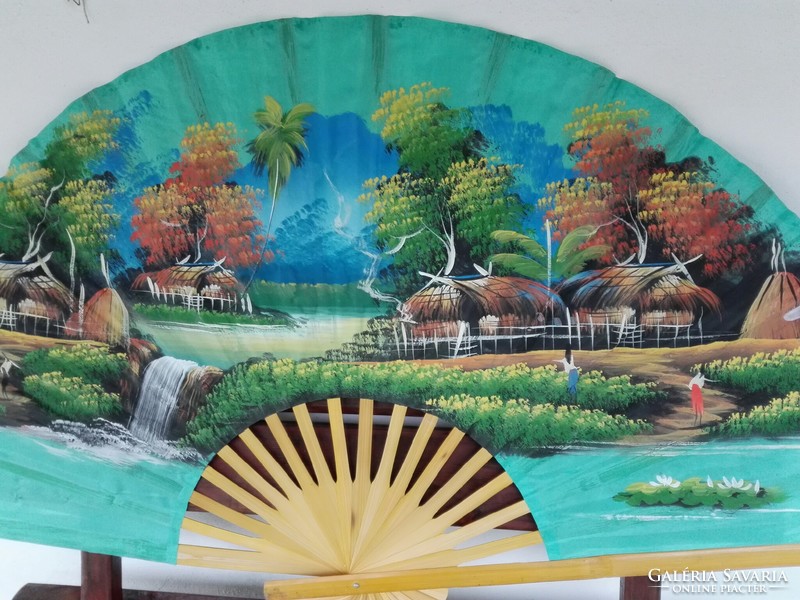 Hand-painted on silk, huge fan .... 130 Cm in diameter