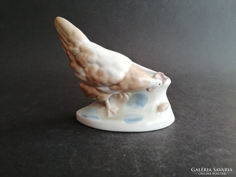 Russian porcelain hen chicken poultry vase - ep