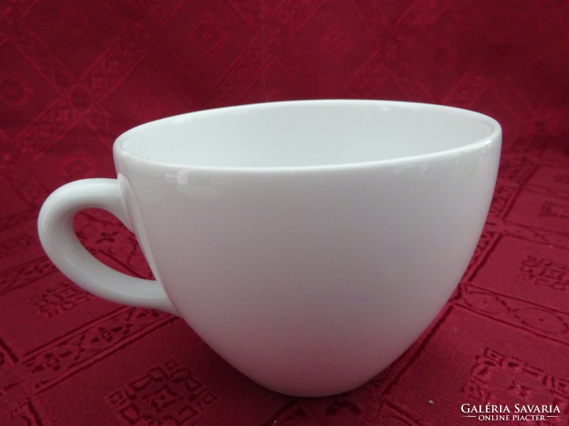 German porcelain teacup, 10 cm in diameter and 9 cm high. He has!