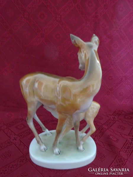 Herend porcelain figural statue, deer and kid, height 25.5 cm. He has!
