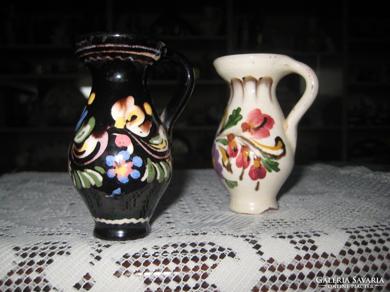 Hmv small jug pair, 8.5 cm