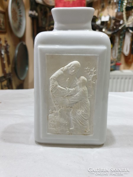 Jézust ábrázoló porcelán váza 