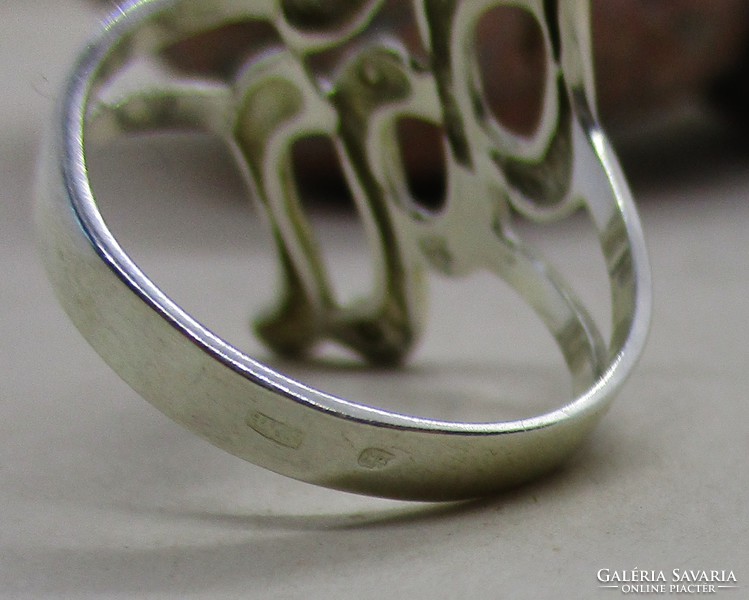 Különleges kézműves ezüst  gyűrű 