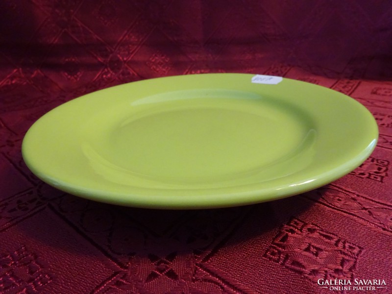 Green porcelain cake plate, diameter 19 cm. He has!
