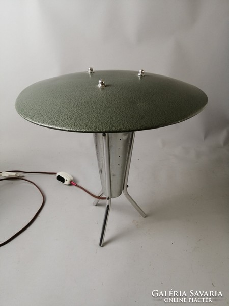 "Űrhajó" asztali lámpa