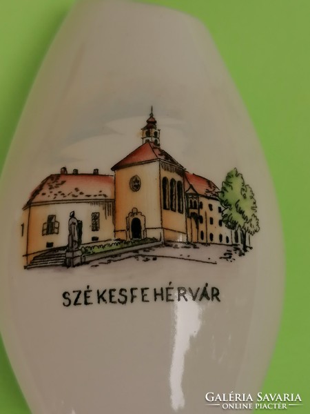 Aquincumi Székesfehérvári emlék váza