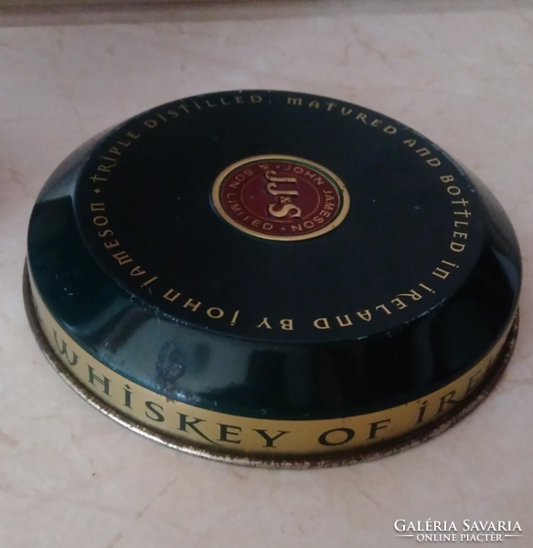 Jameson irish whiskey  italos fém dísz doboz