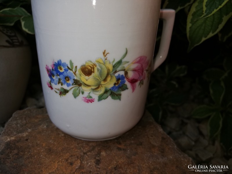 Zsolnay  porcelán  ritka virágos bögre, nosztalgia darab, paraszti dekoráció, Gyűjtői szépség 