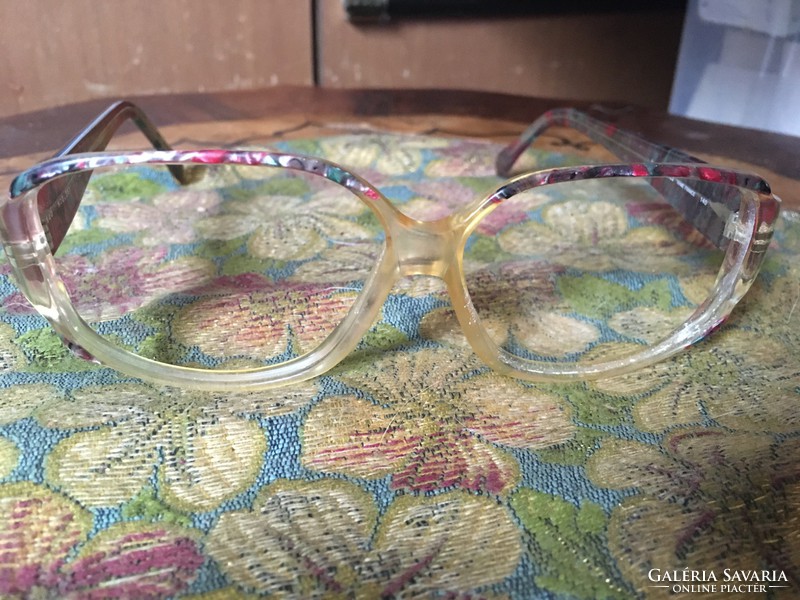Különleges 1970-es évekbeli Lux de Morez Szemüvegkeret
