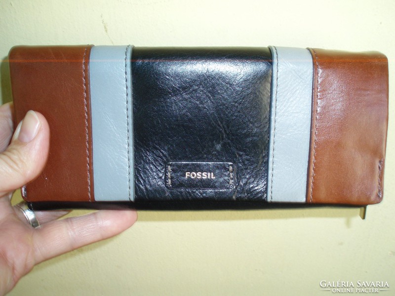 Fossil leather women's wallet