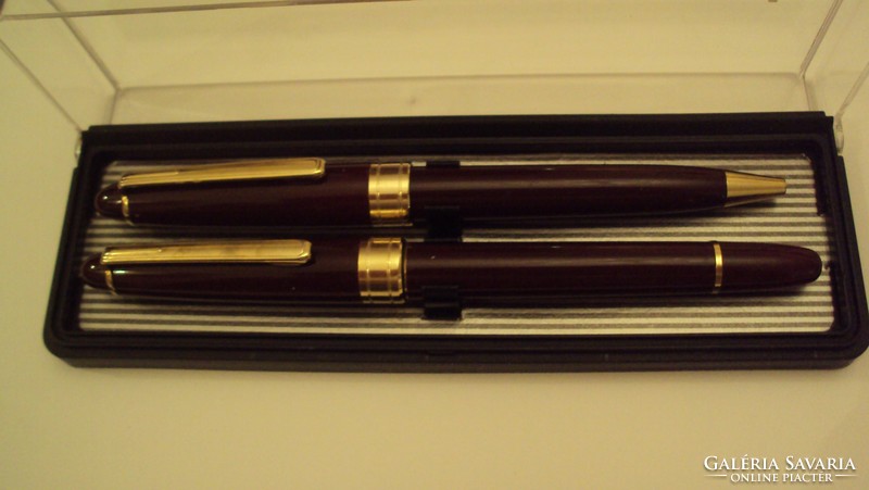 Elegant German pen set, with gilded (iridium) nib cartridge fountain pen, in original box.