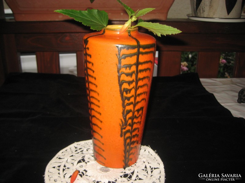 Tófej , retró  váza , szép tárgy , 11 x 25  cm