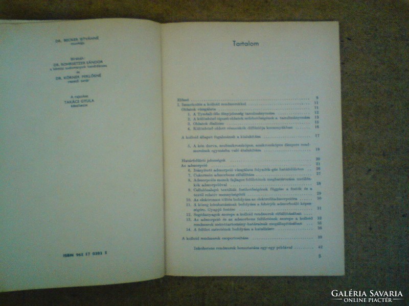 Régi  középiskolai szakköri könyv  - Kísérletek kolloidokkal Dr. Becker Istvánné 1974