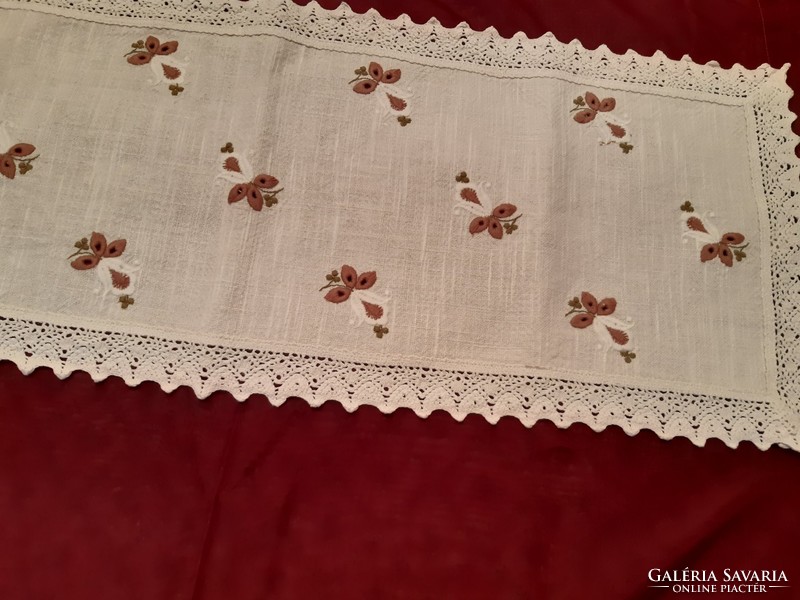 Beautiful rustic tablecloth, running 95x36 cm