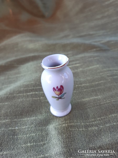 Mini hollóházi váza virágos