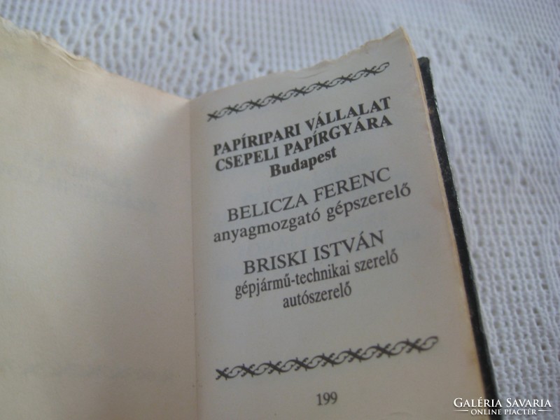 A magyar papíripari szakmunkások névsora 1984 , a papír gyárak és szakmák  szerint