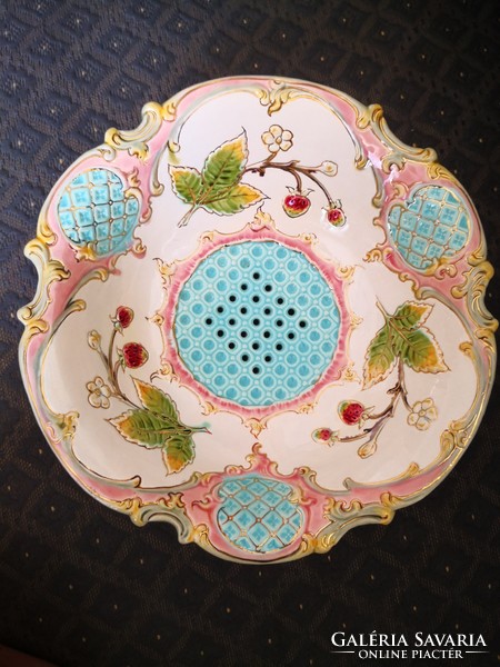 Wonderful strawberry patterned, openwork antique faience bowl, 1880s