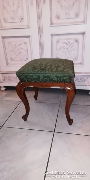 Baroque chippendale seat with chair