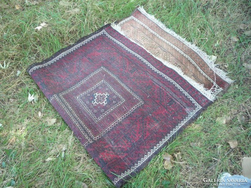 Afgán Baluch szőnyeg.