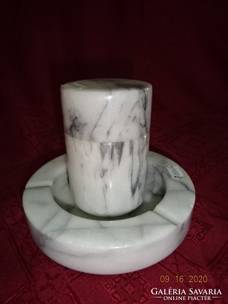 Marble smoking set, ashtray and cigarette holder with lid. He has!