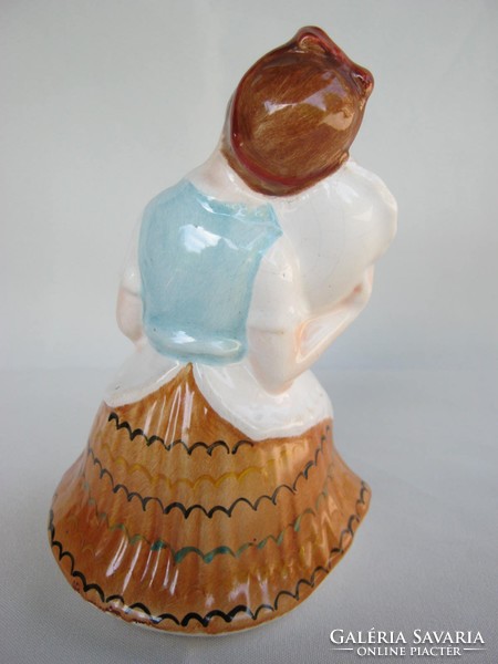 Bodrogkeresztúri kerámia anya pólyás babával