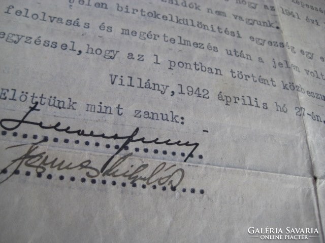 Property separation contract signed in 1942.