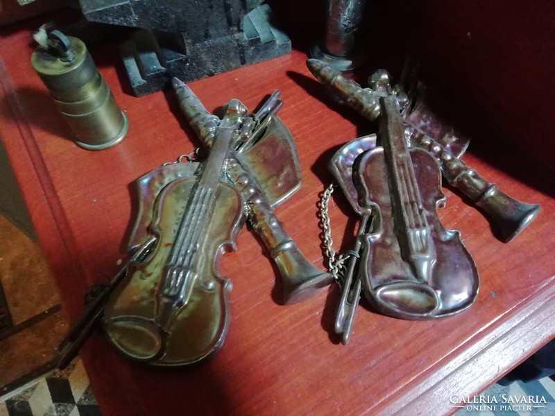 Eozinmázas vas antik hangszerek 23 cm 
