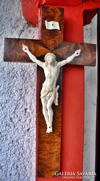 50. Antique ivory Jesus Christ (17.8 Cm), 40 cm marquetry crucifix, meticulous cross, corpus