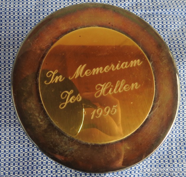 In memoriam jos hillen 1995- silver-plated memorial box with gilded and engraved lid