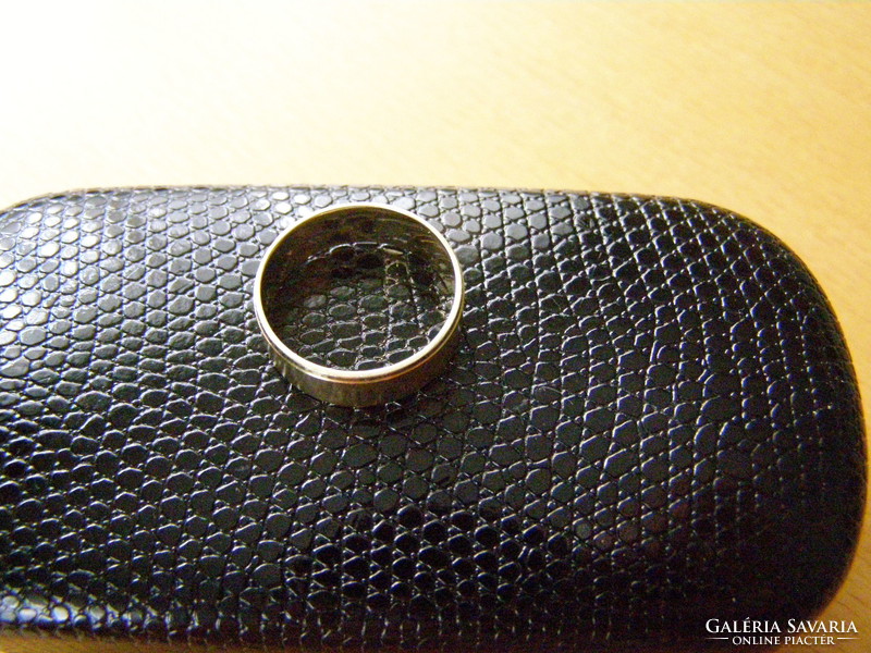 Arany női karikagyűrű, 14 karátos
