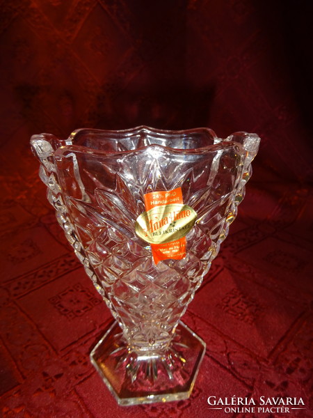 Lead crystal vase, hexagonal base with oval mouth, height 11 cm. He has!