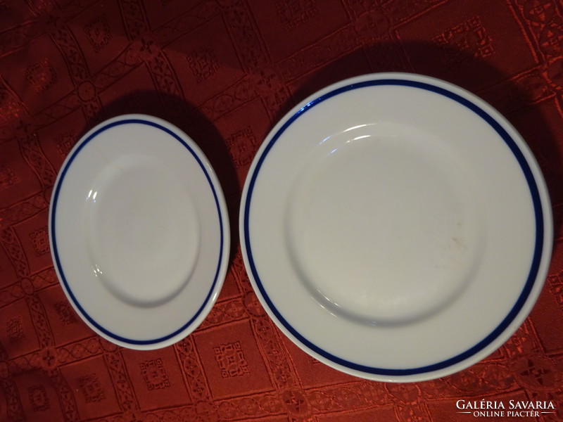 Zsolnay porcelán kék csíkos süteményes tányér, átmérője 18,5 cm. Vanneki!