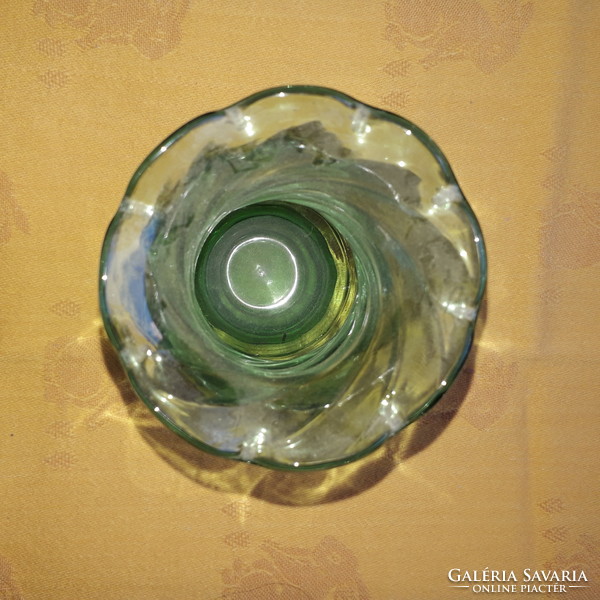 Régi zöld üveg váza