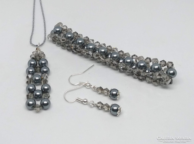 Gray pearl and bicone crystal bracelet-earring-necklace set