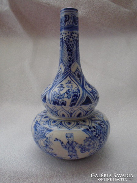 MING-KÍNAI KÉK-FEHÉR PORCELÁN VÁZA Ming-dinasztia idejéből  100% hand painted