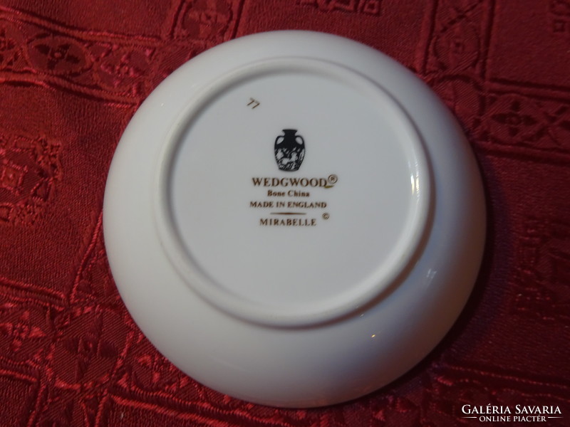 Wedgwood, mirabella English porcelain mini centerpiece, diameter 10 cm. He has!