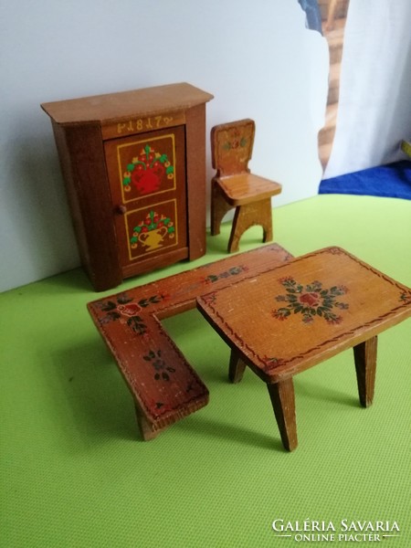 Antique toy doll furniture doll house