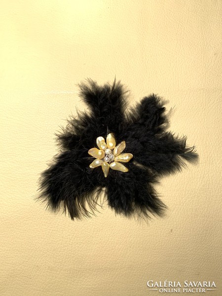 Retro ostrich feather large brooch with badge cultured pearls 15 cm