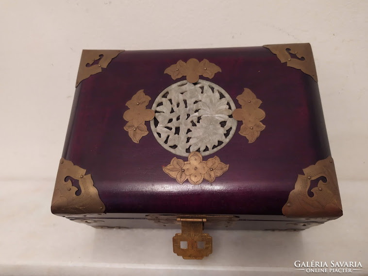 Antik kínai ékszer tartó zsírkő berakásos patinás réz veretes dekoratív fa doboz kínai japán 3535