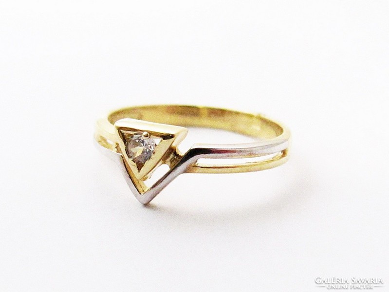 Arany női köves gyűrű (D25-Au70734)