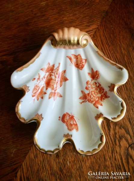 Herend is a very rare vboh victorian shell, flawless now cheaper!