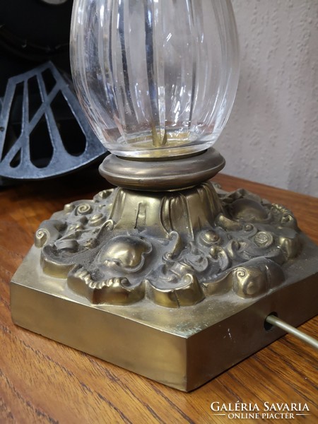 Nagyméretű ragency stílusú csiszolt kristály asztali lámpapár, bronz talpon 70cm - 02306