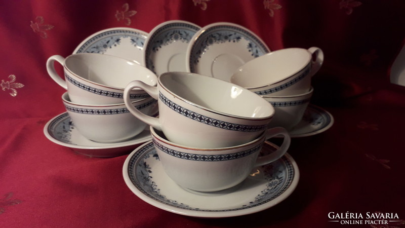 Ravenhouse tea set