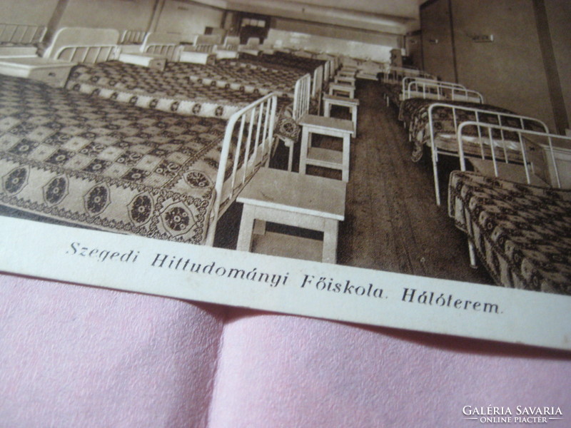 Szegedi Hittudományi Főiskola ,hálóterem , képeslap az 1920 évekből